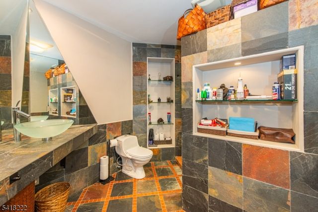 3 Davids Ln, Hillsborough Twp., NJ 08844