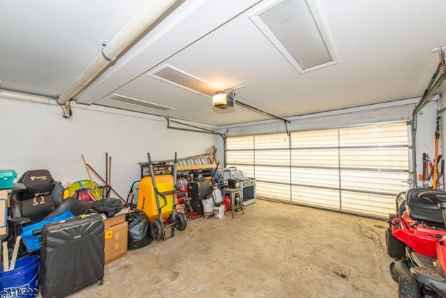 3 Davids Ln, Hillsborough Twp., NJ 08844