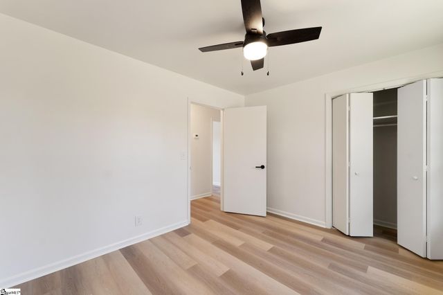 112 Camelot Drive, Belton, SC 29627