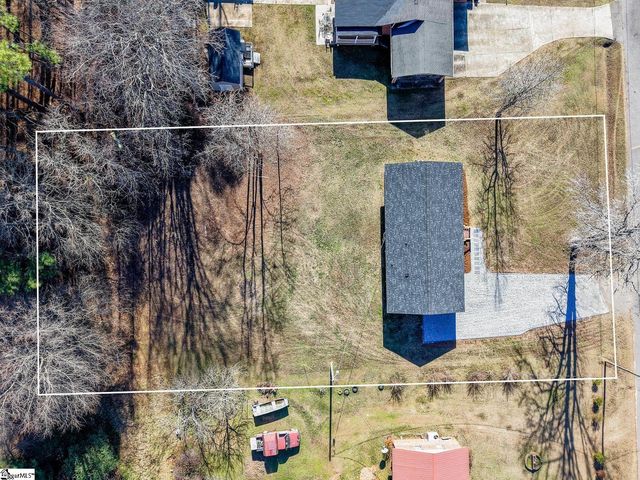 112 Camelot Drive, Belton, SC 29627