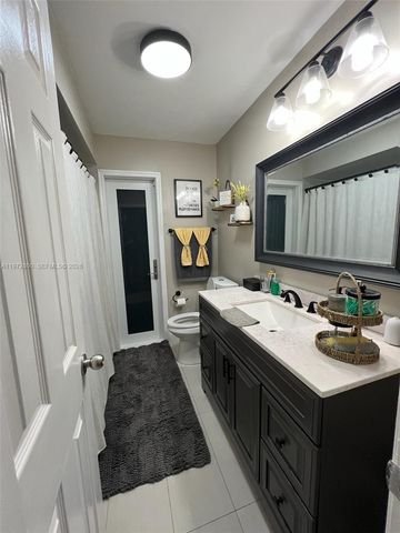 11421 NW 30th Pl, Sunrise, FL 33323