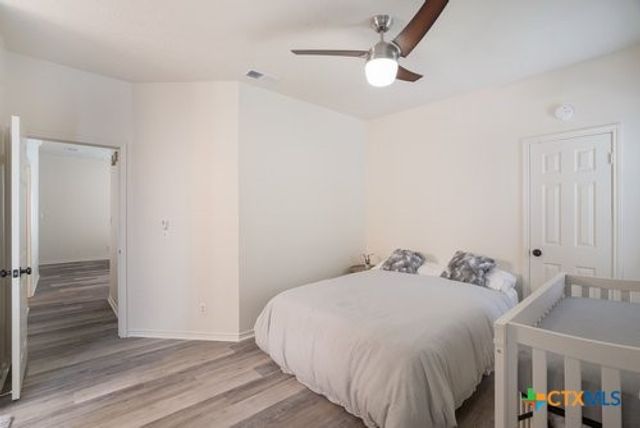 1005 N Lbj Drive B1, San Marcos, TX 78666