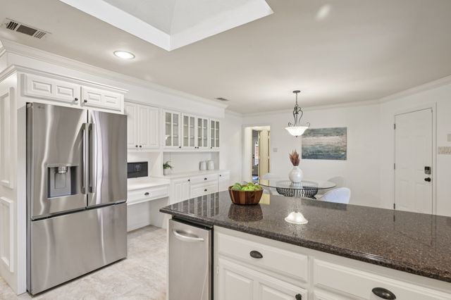 2400 Dunwick Drive, Plano, TX 75023