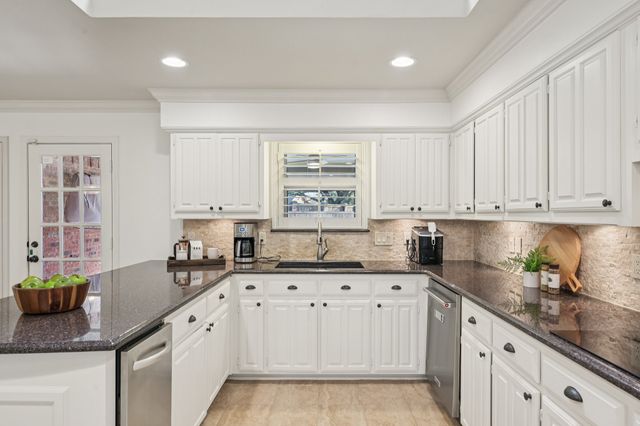 2400 Dunwick Drive, Plano, TX 75023