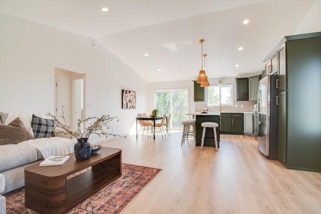 6093 Martin Lane W, West Fargo, ND 58078