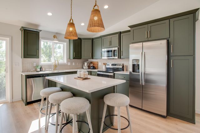 6093 Martin Lane W, West Fargo, ND 58078