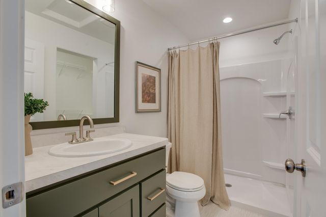 6093 Martin Lane W, West Fargo, ND 58078