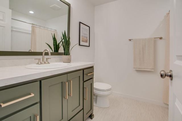 6093 Martin Lane W, West Fargo, ND 58078