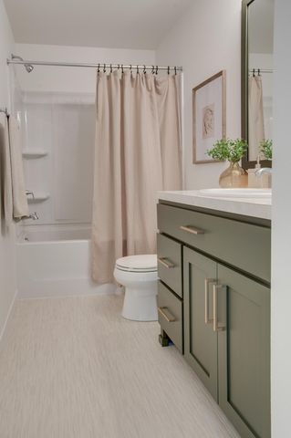 6093 Martin Lane W, West Fargo, ND 58078