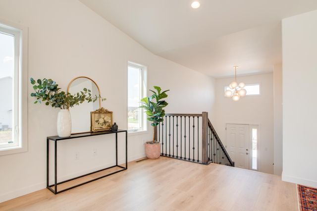 6093 Martin Lane W, West Fargo, ND 58078