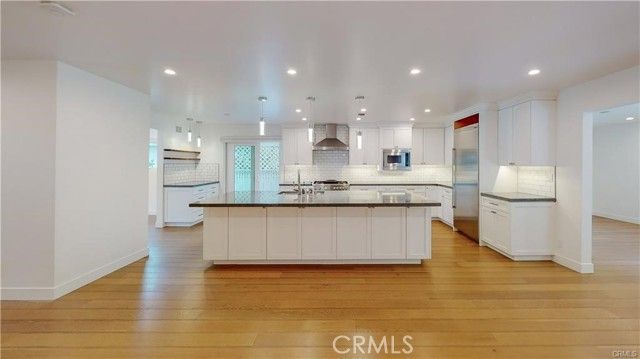 3119 Mesa Verde, Burbank, CA 91504