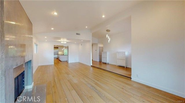 3119 Mesa Verde, Burbank, CA 91504