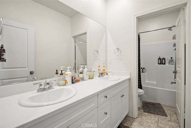 521 N Santa Paula, Santa Paula, CA 93060