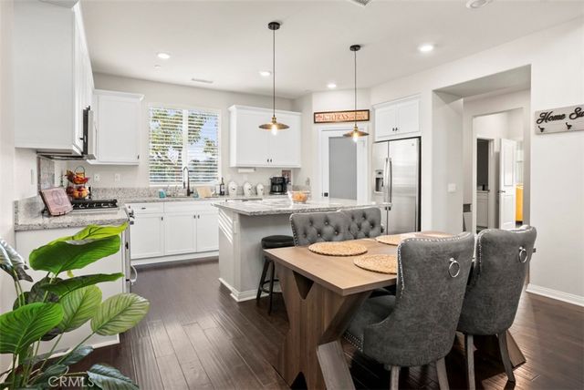 521 N Santa Paula, Santa Paula, CA 93060