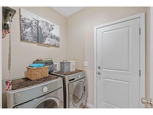 84 S 4th Ave, Deer Trail, CO 80105