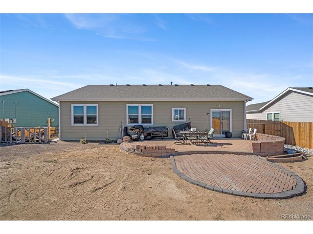 84 S 4th Ave, Deer Trail, CO 80105