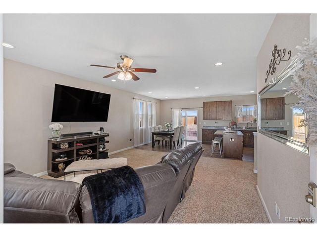 84 S 4th Ave, Deer Trail, CO 80105
