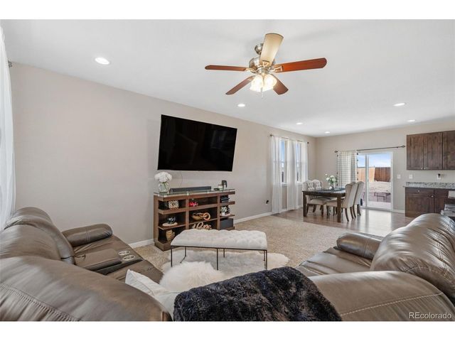84 S 4th Ave, Deer Trail, CO 80105