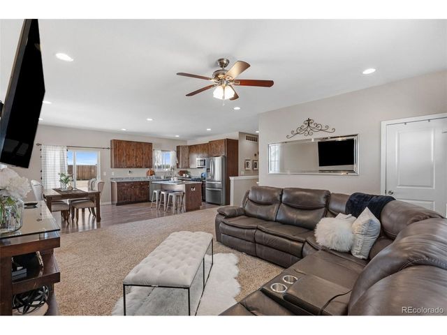 84 S 4th Ave, Deer Trail, CO 80105