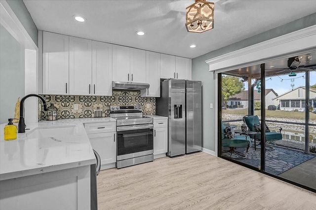 3810 42ND AVENUE W, Bradenton, FL 34205