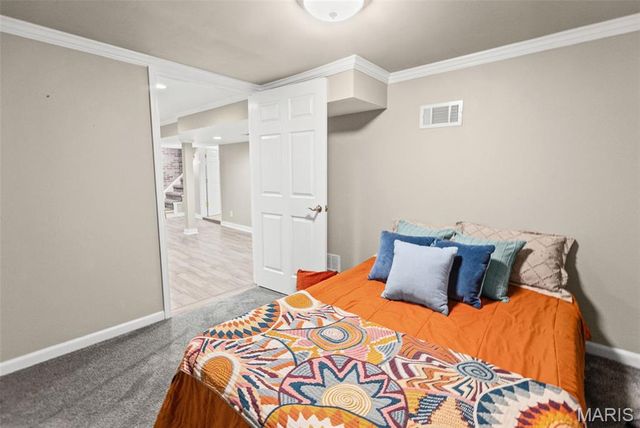 1310 Lanvale Drive, Webster Groves, MO 63119