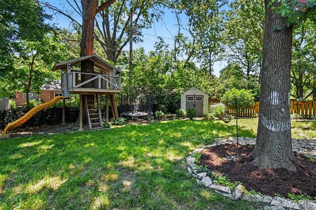 1310 Lanvale Drive, Webster Groves, MO 63119