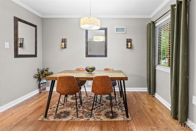 1310 Lanvale Drive, Webster Groves, MO 63119