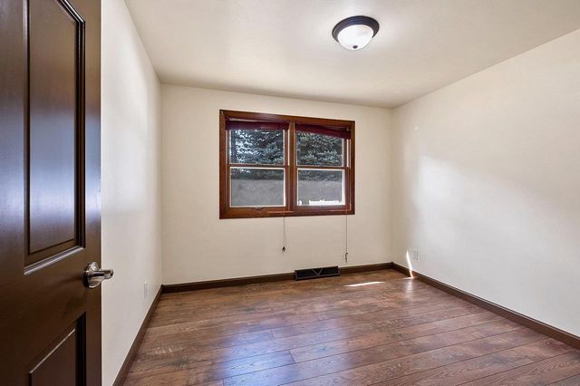 1934 DEBRA LANE, Green Bay, WI 54302