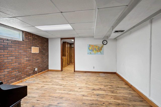 1934 DEBRA LANE, Green Bay, WI 54302