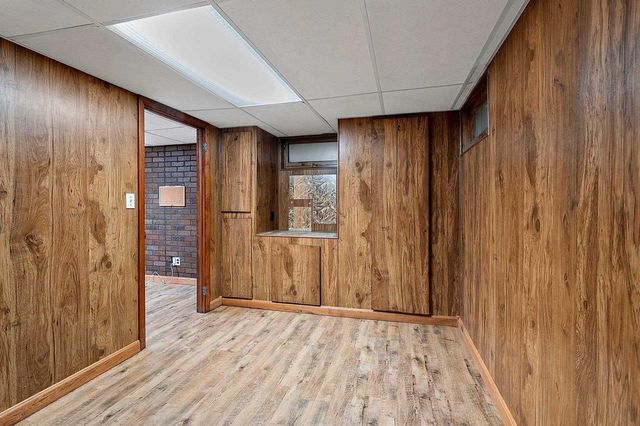 1934 DEBRA LANE, Green Bay, WI 54302
