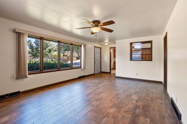 1934 DEBRA LANE, Green Bay, WI 54302