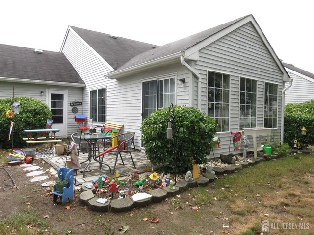 640 Madison Drive B, Monroe, NJ 08831