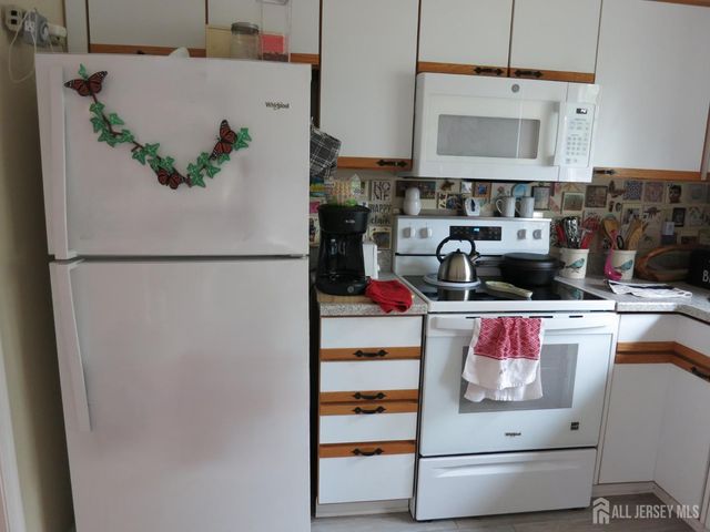 640 Madison Drive B, Monroe, NJ 08831