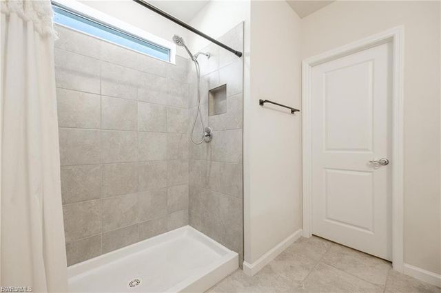 10882 Firebush CIR, North Fort Myers, FL 33917