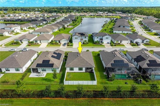 10882 Firebush CIR, North Fort Myers, FL 33917