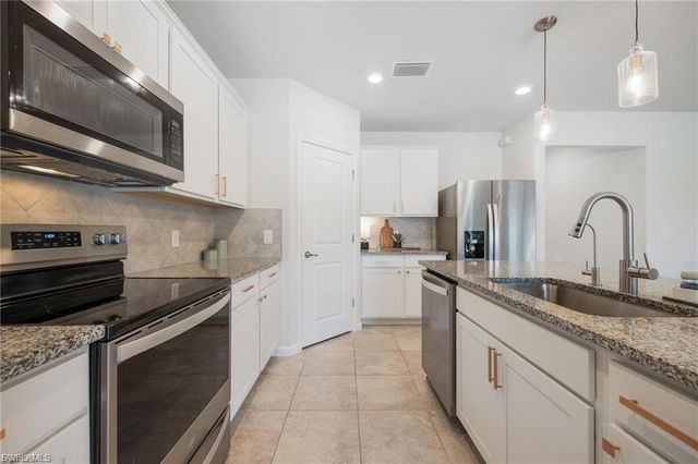 10882 Firebush CIR, North Fort Myers, FL 33917