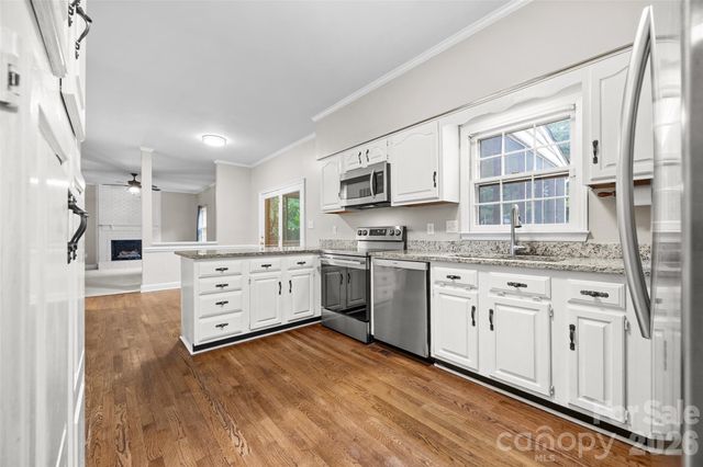 2115 E Providence Drive, Charlotte, NC 28270