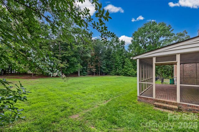 2115 E Providence Drive, Charlotte, NC 28270