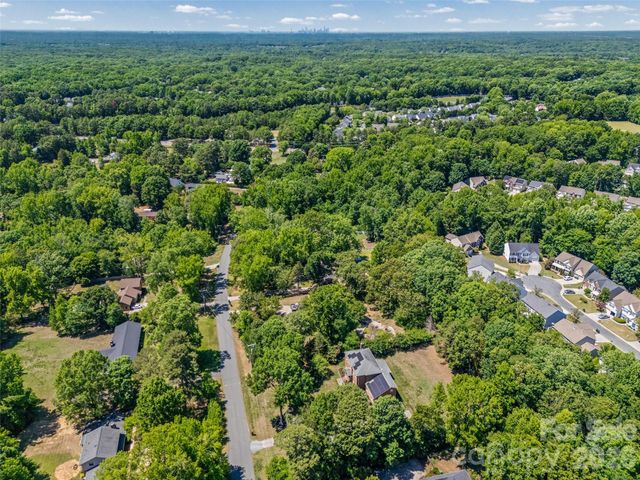 2115 E Providence Drive, Charlotte, NC 28270