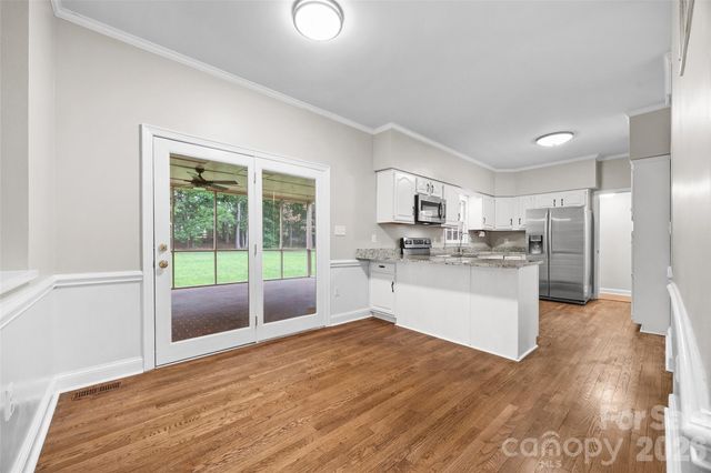 2115 E Providence Drive, Charlotte, NC 28270