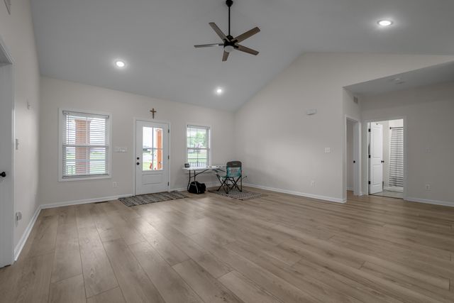1082 Johns Way, Lawrenceburg, KY 40342