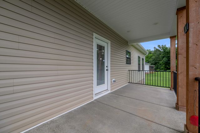 1082 Johns Way, Lawrenceburg, KY 40342