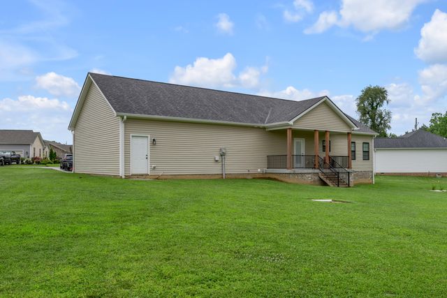 1082 Johns Way, Lawrenceburg, KY 40342