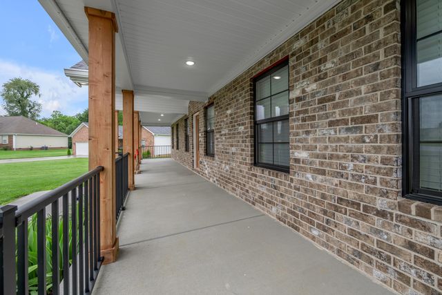 1082 Johns Way, Lawrenceburg, KY 40342