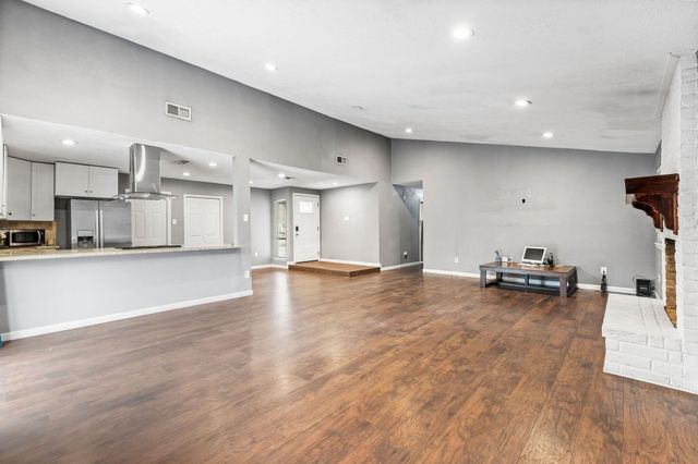 23135 Birnam Wood Boulevard, Spring, TX 77373