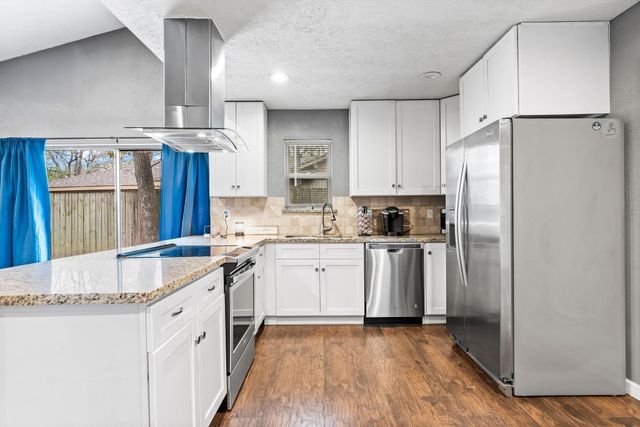 23135 Birnam Wood Boulevard, Spring, TX 77373