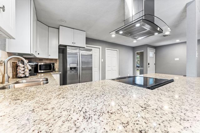 23135 Birnam Wood Boulevard, Spring, TX 77373