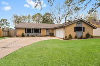 23135 Birnam Wood Boulevard, Spring, TX 77373