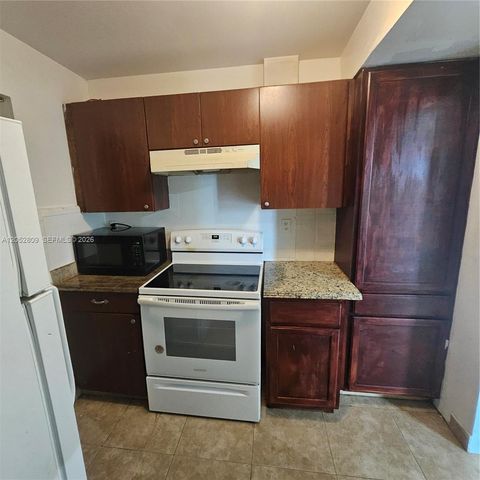 11790 SW 18th St 519-3, Miami, FL 33175