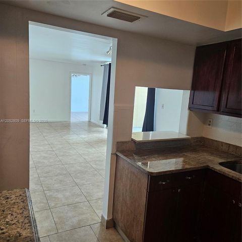 11790 SW 18th St 519-3, Miami, FL 33175
